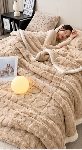 Warm Heart Plush Blanket