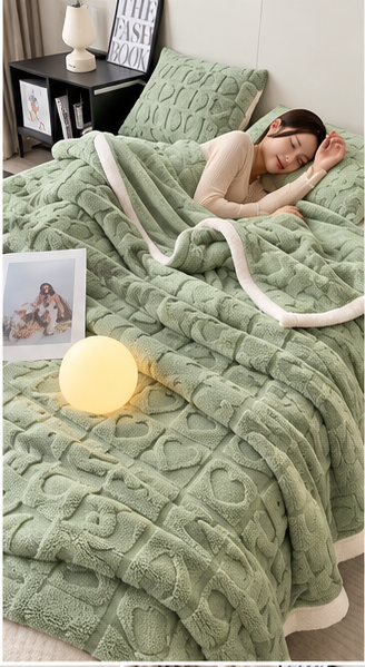 Warm Heart Plush Blanket