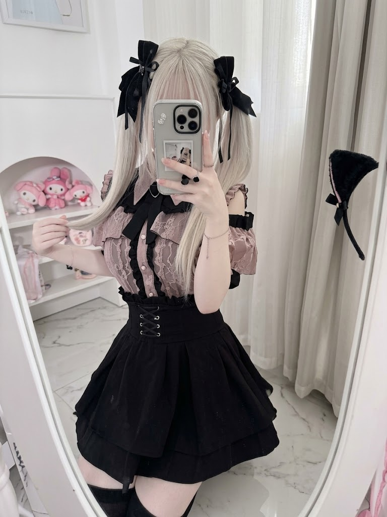 Jirai Kei Lace Blouse